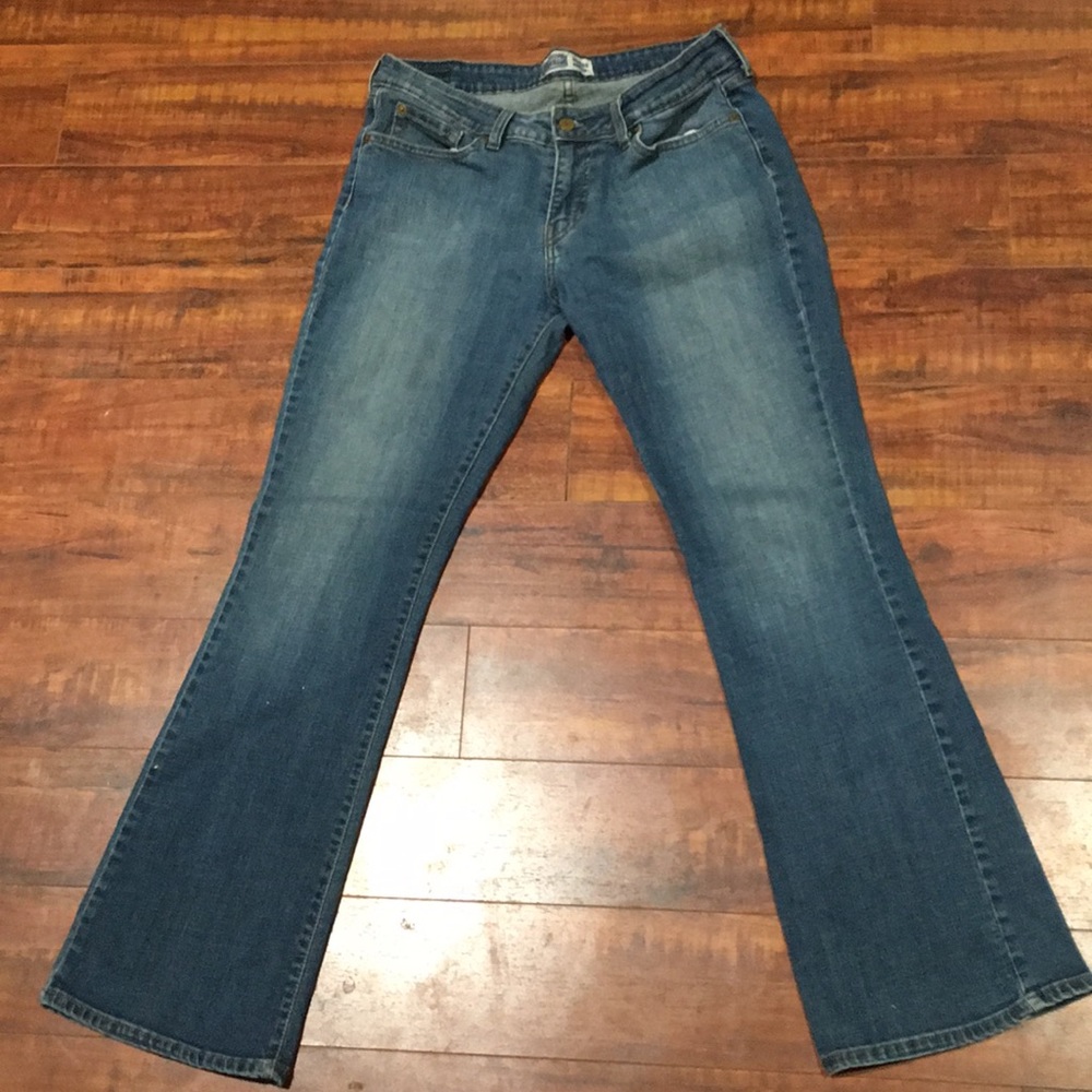 Levi boot cut size 12